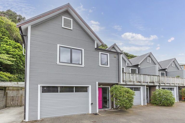 Photo of property in 10/162u Aro Street, Aro Valley, Wellington, 6021