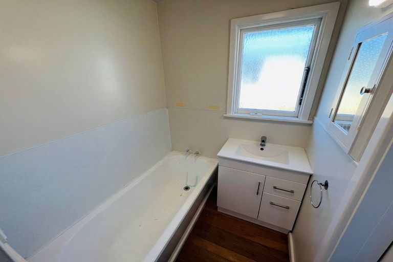 Photo of property in 35 Mountfort Street, Spreydon, Christchurch, 8024