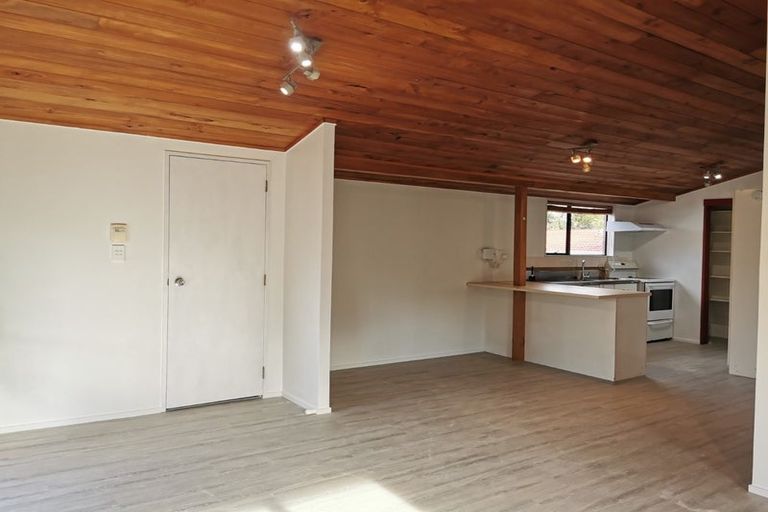 Photo of property in 108c Colwill Road, Massey, Auckland, 0614