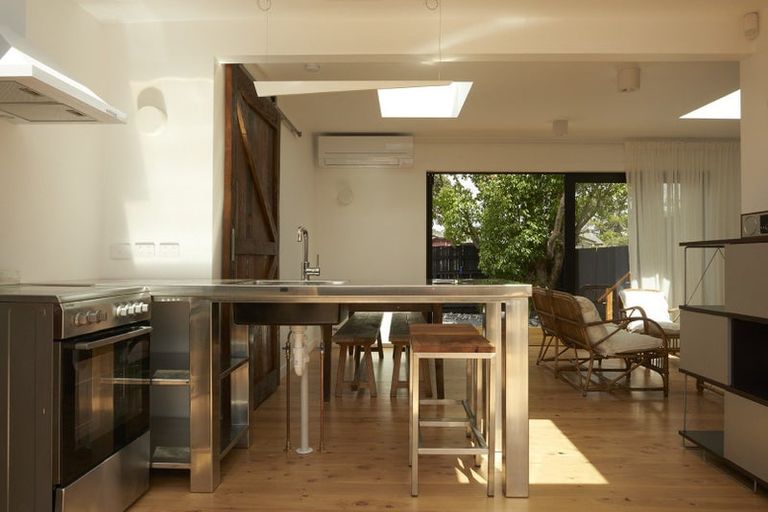 Photo of property in 69 Kauri Road, Stanmore Bay, Whangaparaoa, 0932