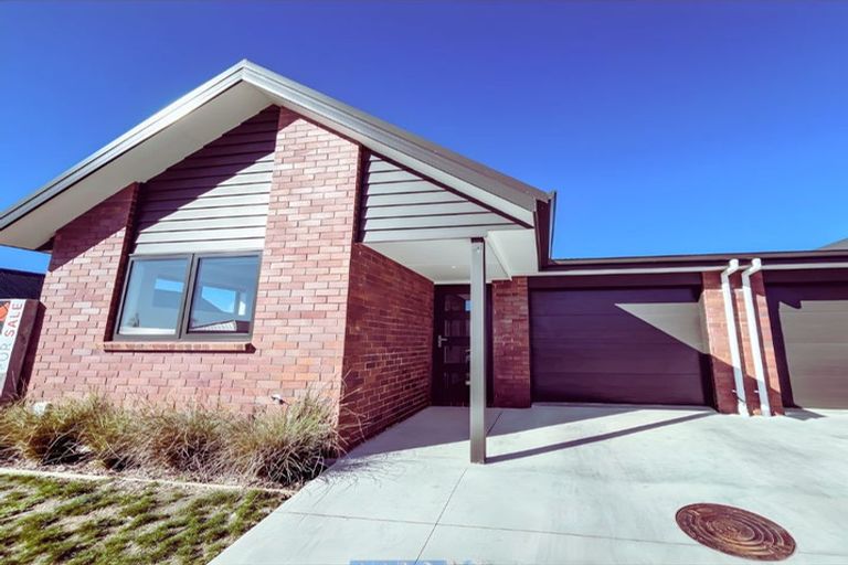 Photo of property in 36 Waruhia Crescent, Rototuna North, 3281