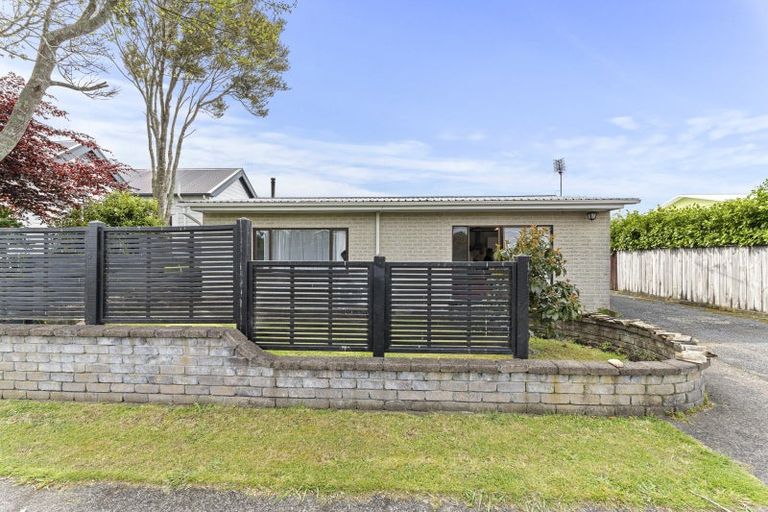 Photo of property in 5/1 Hawea Street, Merrilands, New Plymouth, 4312