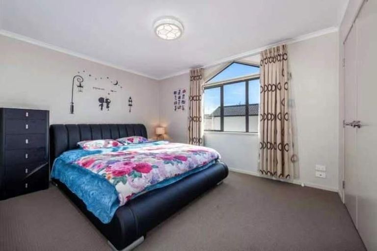 Photo of property in St Claire Village, 22/172 Mcleod Road, Te Atatu South, Auckland, 0610
