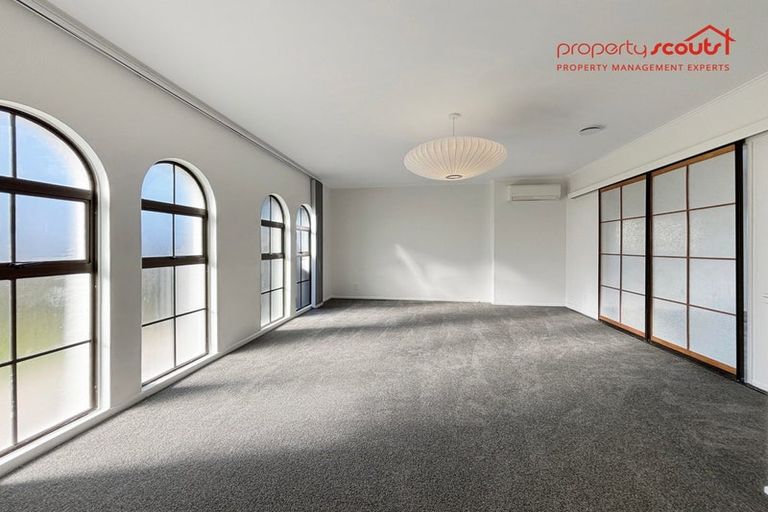 Photo of property in 2/78 Rangatira Road, Beach Haven, Auckland, 0626