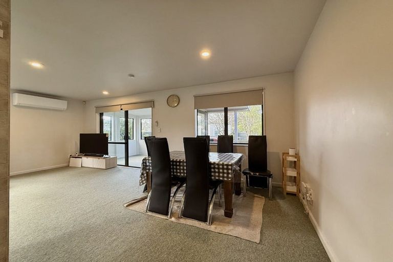 Photo of property in 14a Mason Street, Moera, Lower Hutt, 5010