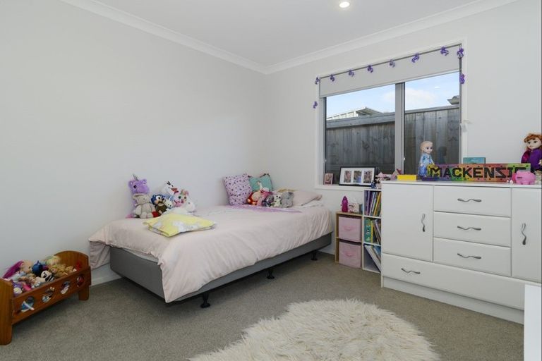 Photo of property in 41 Awataha Crescent, Pyes Pa, Tauranga, 3110