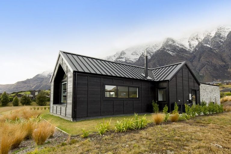 Photo of property in 9 Mcadam Drive, Jacks Point, Queenstown, 9371