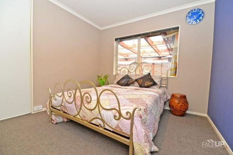 Photo of property in 33 Rush Creek Drive, Westgate, Auckland, 0614