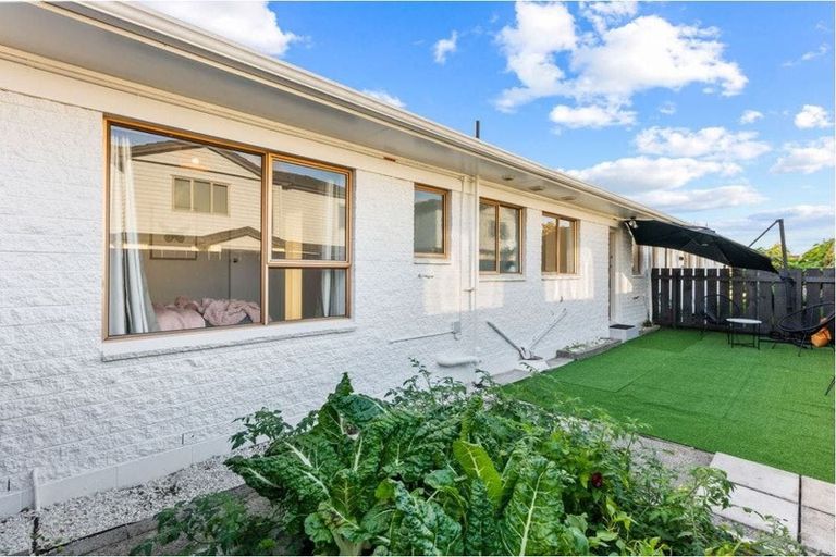 Photo of property in 2/50 Jellicoe Road, Manurewa, Auckland, 2102