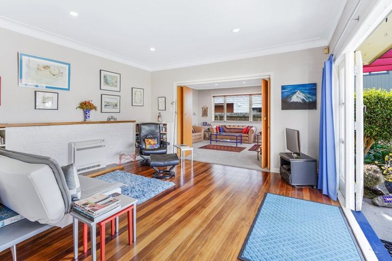 Photo of property in 15 Kelvin Place, Hamilton East, Hamilton, 3216