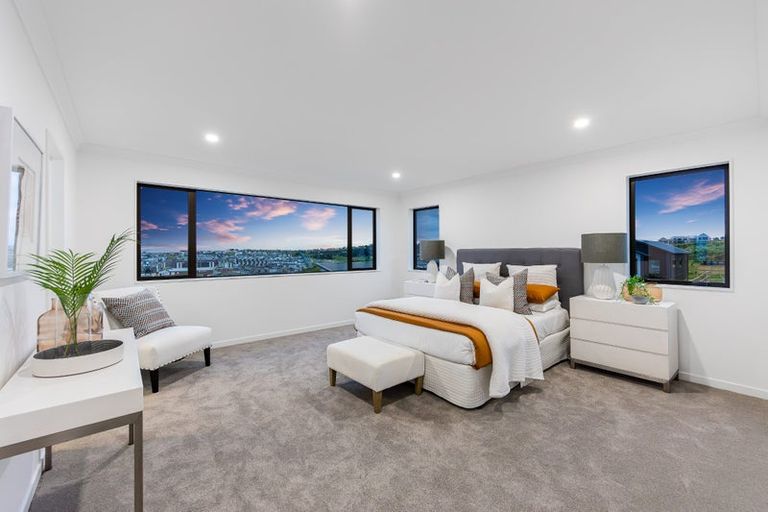 Photo of property in 17 Pakirikiri Street, Long Bay, 0630