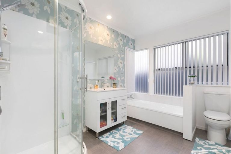 Photo of property in 304 Otumoetai Road, Otumoetai, Tauranga, 3110