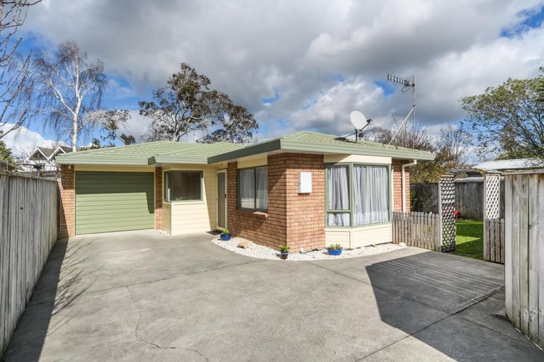 Photo of property in 99 Valley Views, Fitzherbert, Palmerston North, 4472