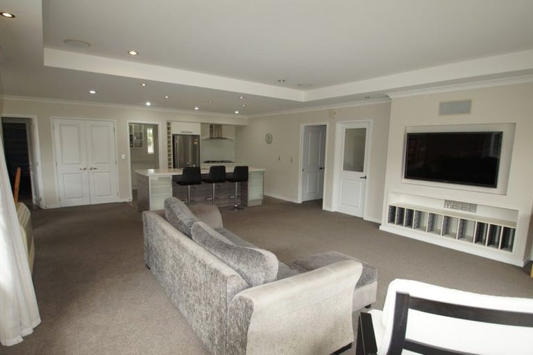 Photo of property in 9b Sterling Drive, Prebbleton, 7604