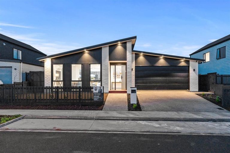 Photo of property in 18 Halley Drive, Chartwell, 3210