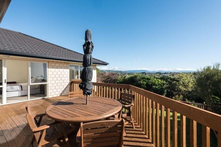 Photo of property in 3 La Sendero Way, Bethlehem, Tauranga, 3110