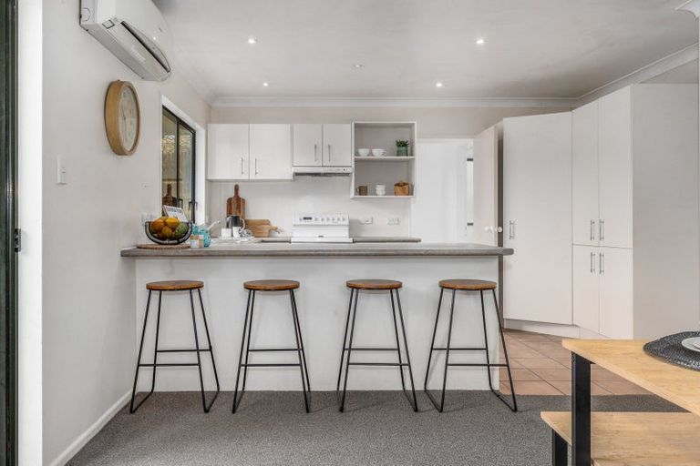 Photo of property in 8 Carvel Lane, Whitby, Porirua, 5024