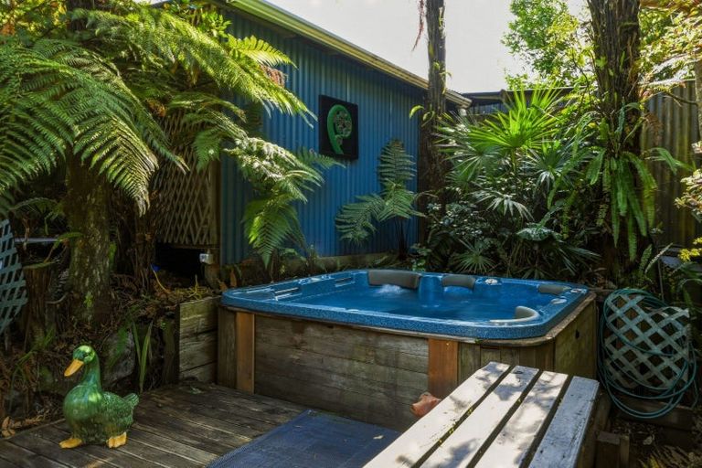 Photo of property in 14 Morehu Road, Rotoiti Forest, Rotorua, 3074