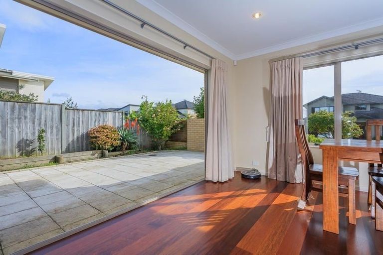 Photo of property in 34 Laurel Oak Drive, Schnapper Rock, Auckland, 0632