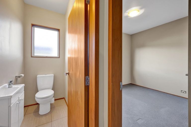 Photo of property in 19 Mccarthy Street, Hawera, 4610