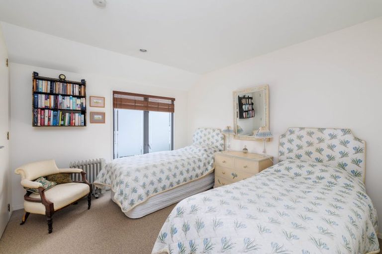 Photo of property in 56 Hawkesbury Avenue, St Albans, Christchurch, 8014