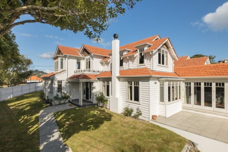 Photo of property in 49 Homewood Avenue, Karori, Wellington, 6012