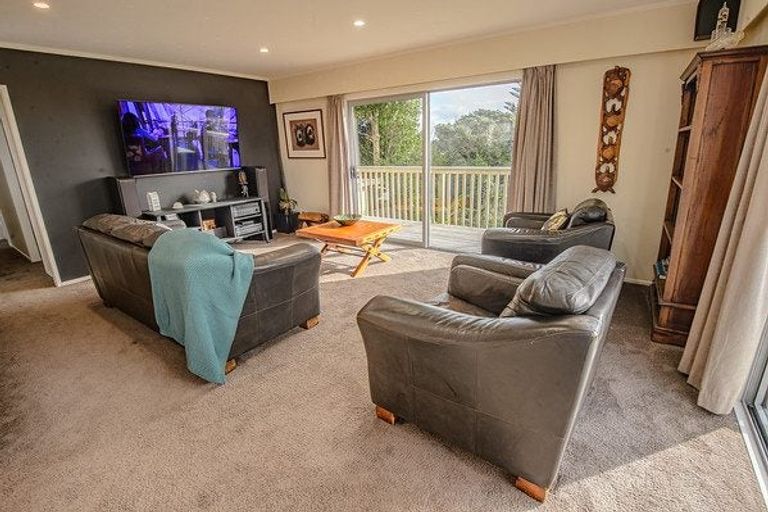 Photo of property in 10 Goffe Drive, Haruru, 0204