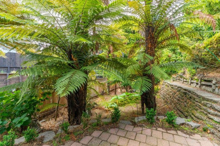 Photo of property in 22 Gillies Avenue, Taupo, 3330