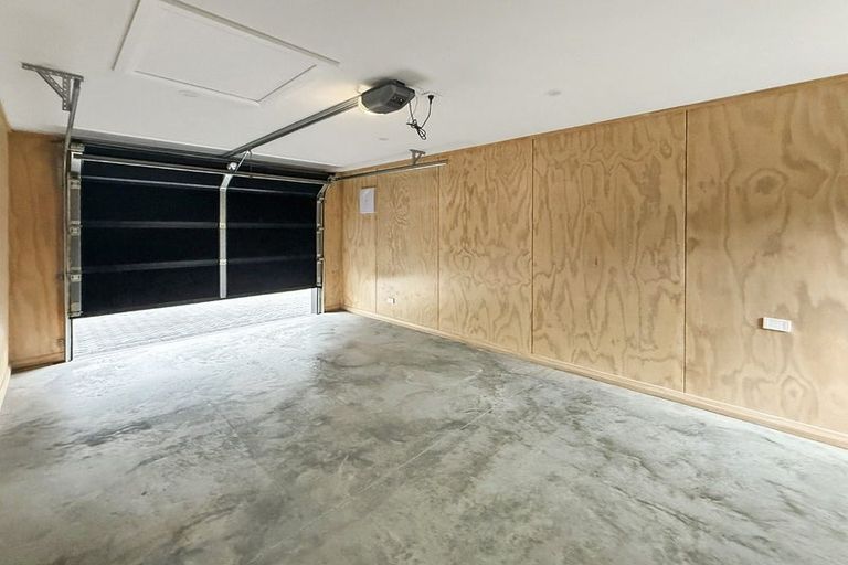 Photo of property in 7 Aubrey Crescent, Rainbow Point, Taupo, 3330