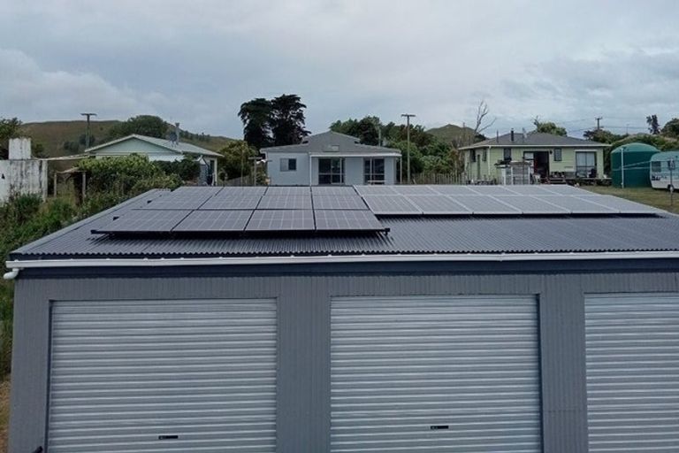 Photo of property in 15 Hauiti Road, Tolaga Bay, 4077