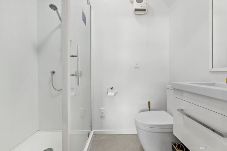 Photo of property in Victoria Villas, 43/35u Pirie Street, Mount Victoria, Wellington, 6011