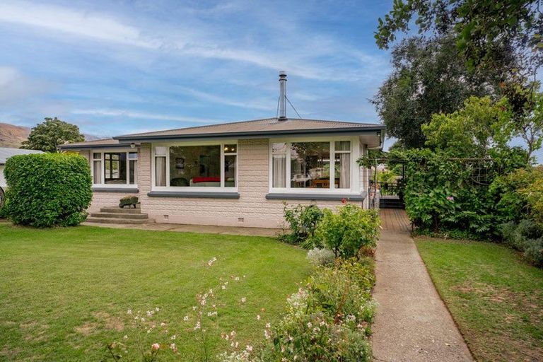 Photo of property in 99 Inniscort Street, Cromwell, 9310