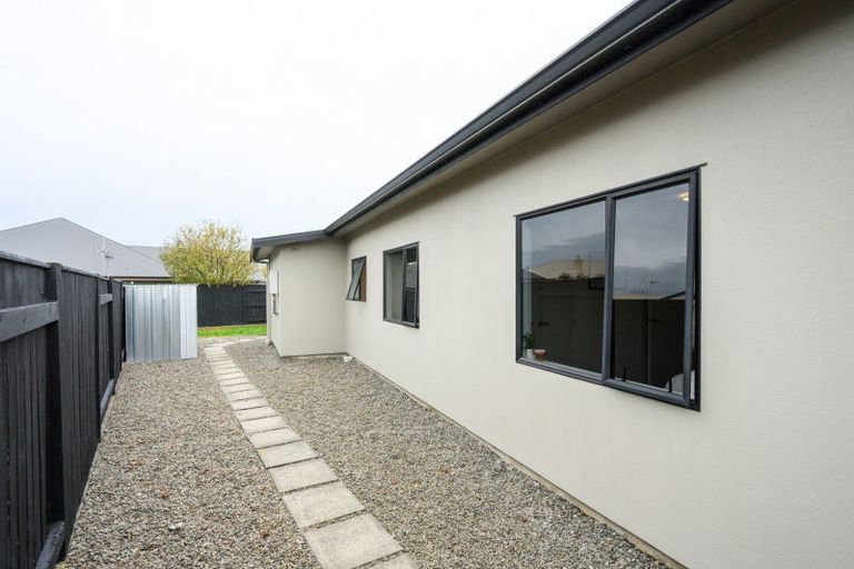 Photo of property in 24 Branigan Parade, Kelvin Grove, Palmerston North, 4414