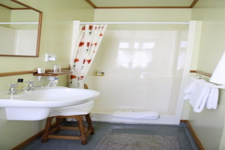 Photo of property in 20 Hamilton Street, Hokitika, 7810