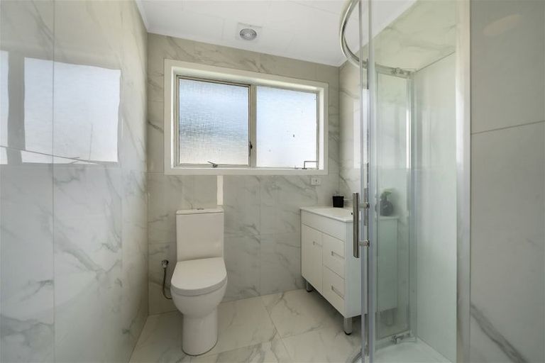 Photo of property in 24 Killington Crescent, Mangere, Auckland, 2022