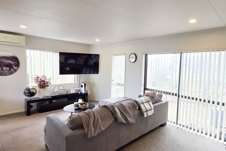 Photo of property in 14 Campbell Avenue, Paraparaumu, 5032