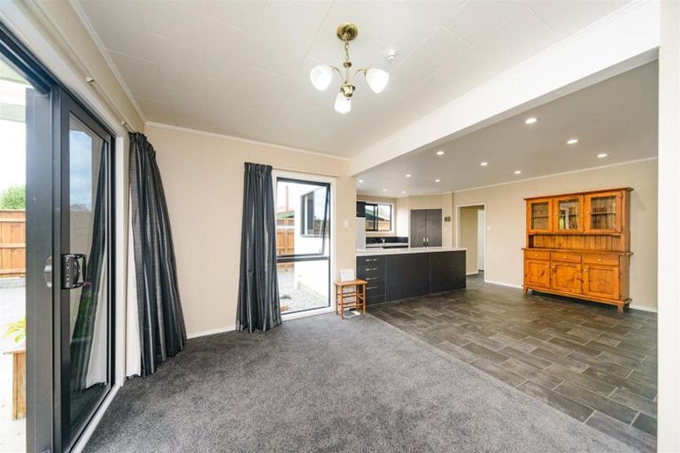 Photo of property in 36 Wanganui Road, Marton, 4710