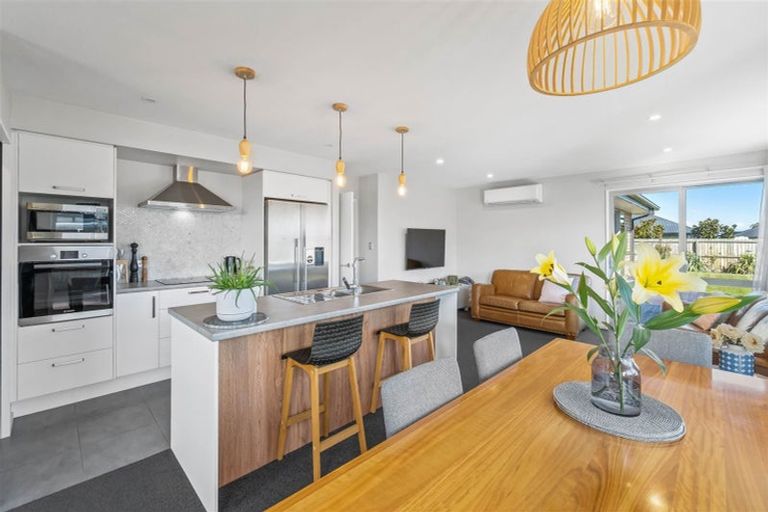 Photo of property in 4 Lawrence Drive, Rolleston, 7614