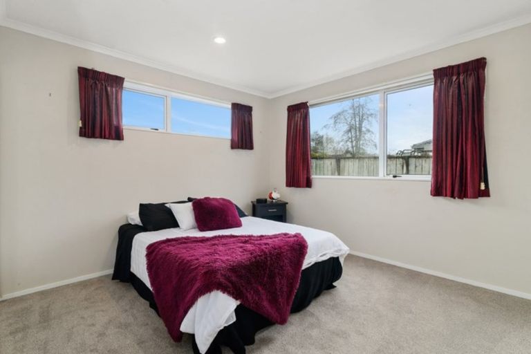 Photo of property in 22a Barraud Place, Pukehangi, Rotorua, 3015
