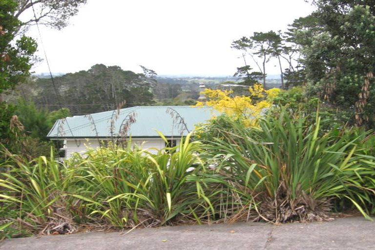 Photo of property in 454 Don Buck Road, Massey, Auckland, 0614