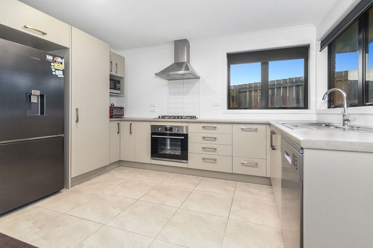 Photo of property in 12u2 Onukutara Place, Huntington, Hamilton, 3281