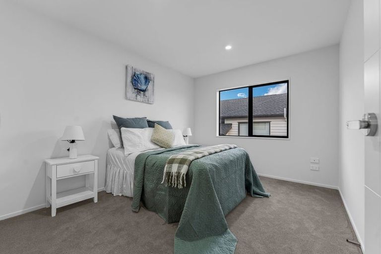 Photo of property in 11 Seagreen Avenue, Rosehill, 2113