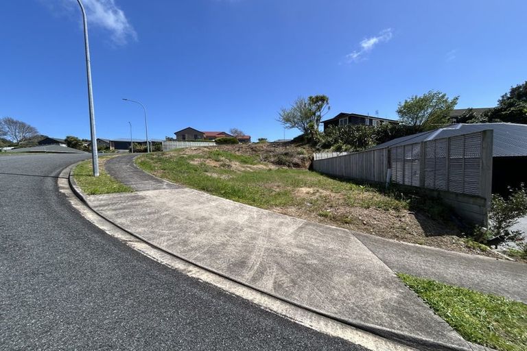 Photo of property in 1 Frederick Place, Whalers Gate, New Plymouth, 4310