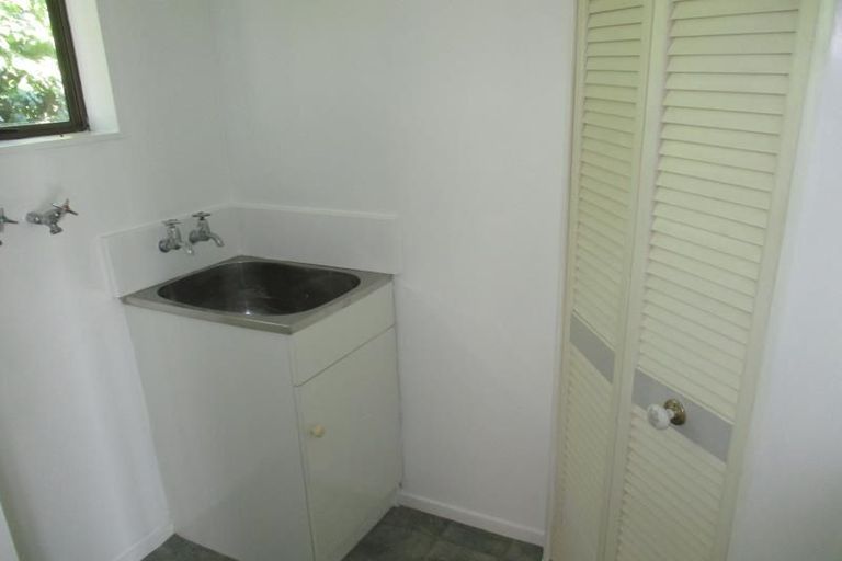 Photo of property in 4 Buckley Grove, Paraparaumu, 5032