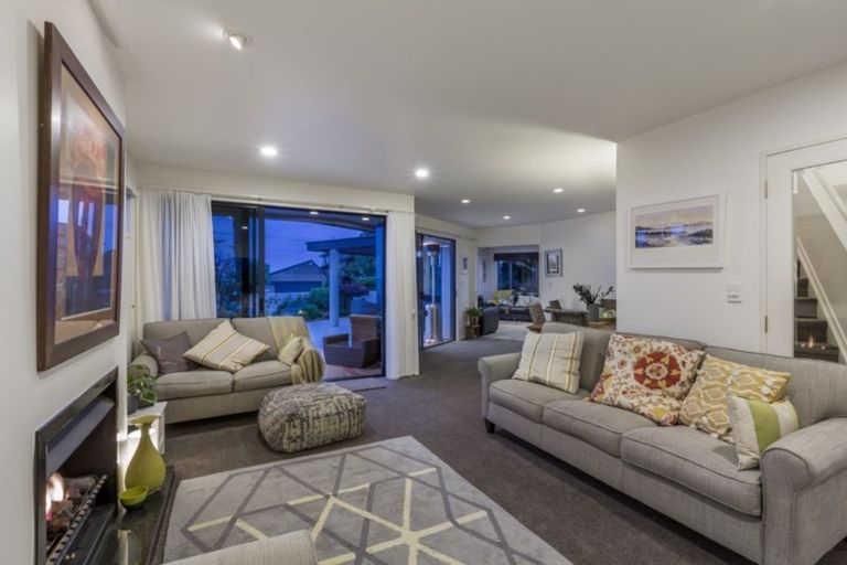 Photo of property in 13 Joydon Place, Stanmore Bay, Whangaparaoa, 0932