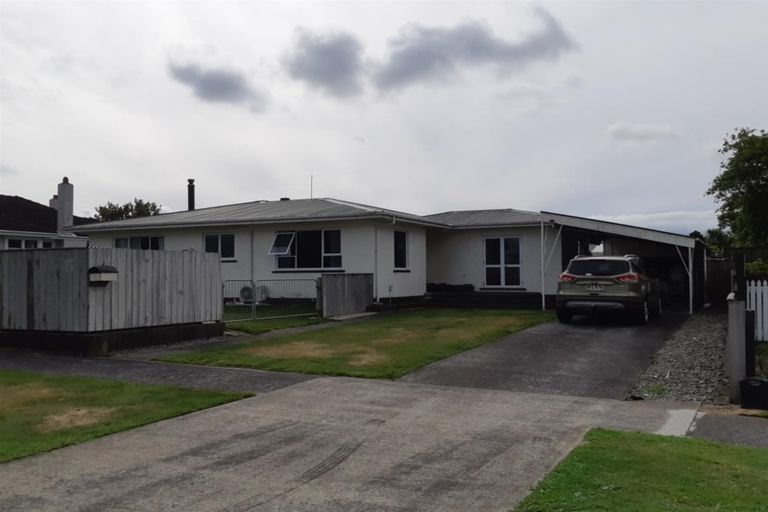 Photo of property in 8 Seyton Street, Stratford, 4332