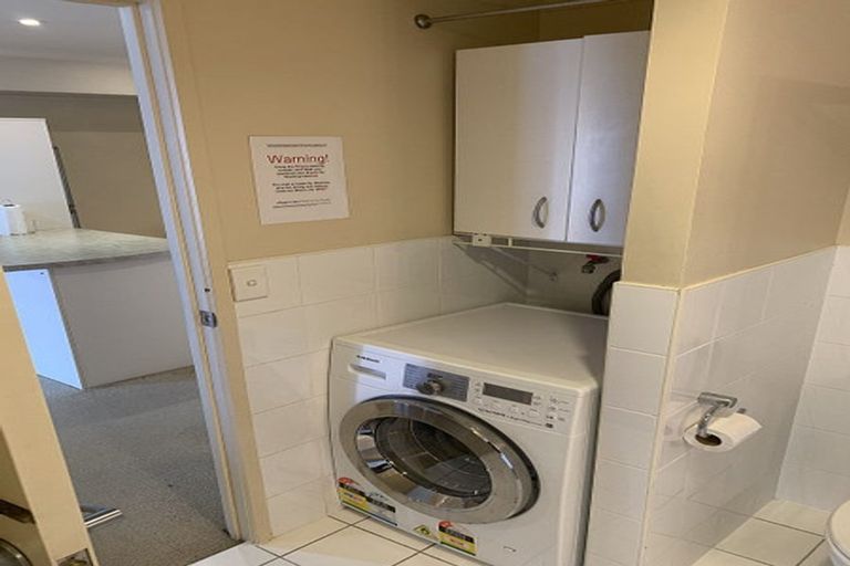 Photo of property in 2k/18 Ronwood Avenue, Manukau, Auckland, 2104