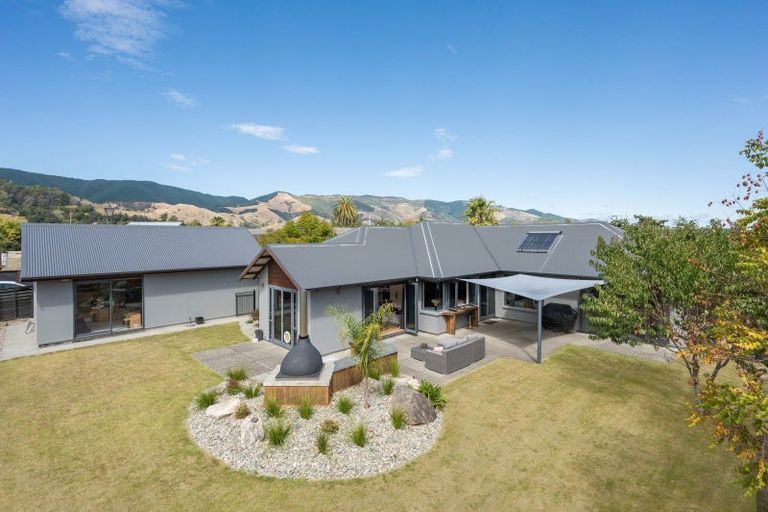 Photo of property in 10 Lucy Murcott Place, Stoke, Nelson, 7011