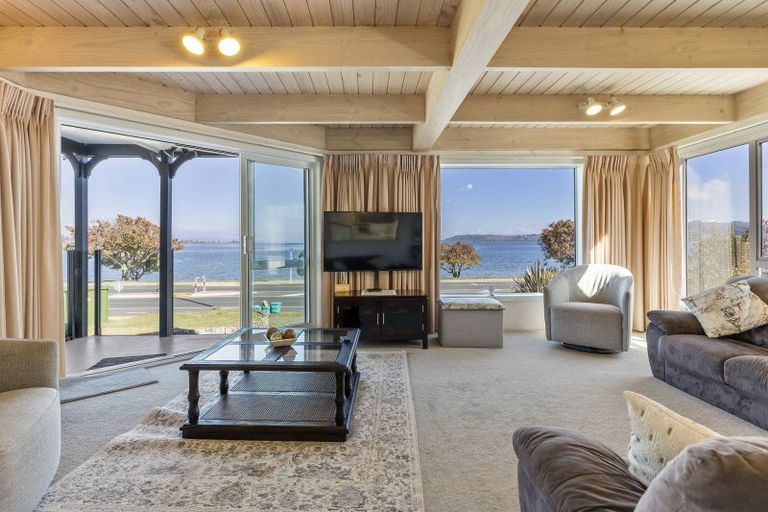 Photo of property in 1/116 Lake Terrace, Taupo, 3330