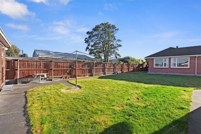 Photo of property in 165 Springs Road, Hornby, Christchurch, 8042
